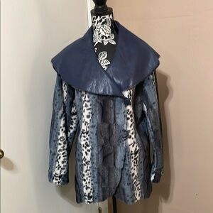 Beautiful Chi by Falchi Women’s Reversible Blue Leopard Print Jacket